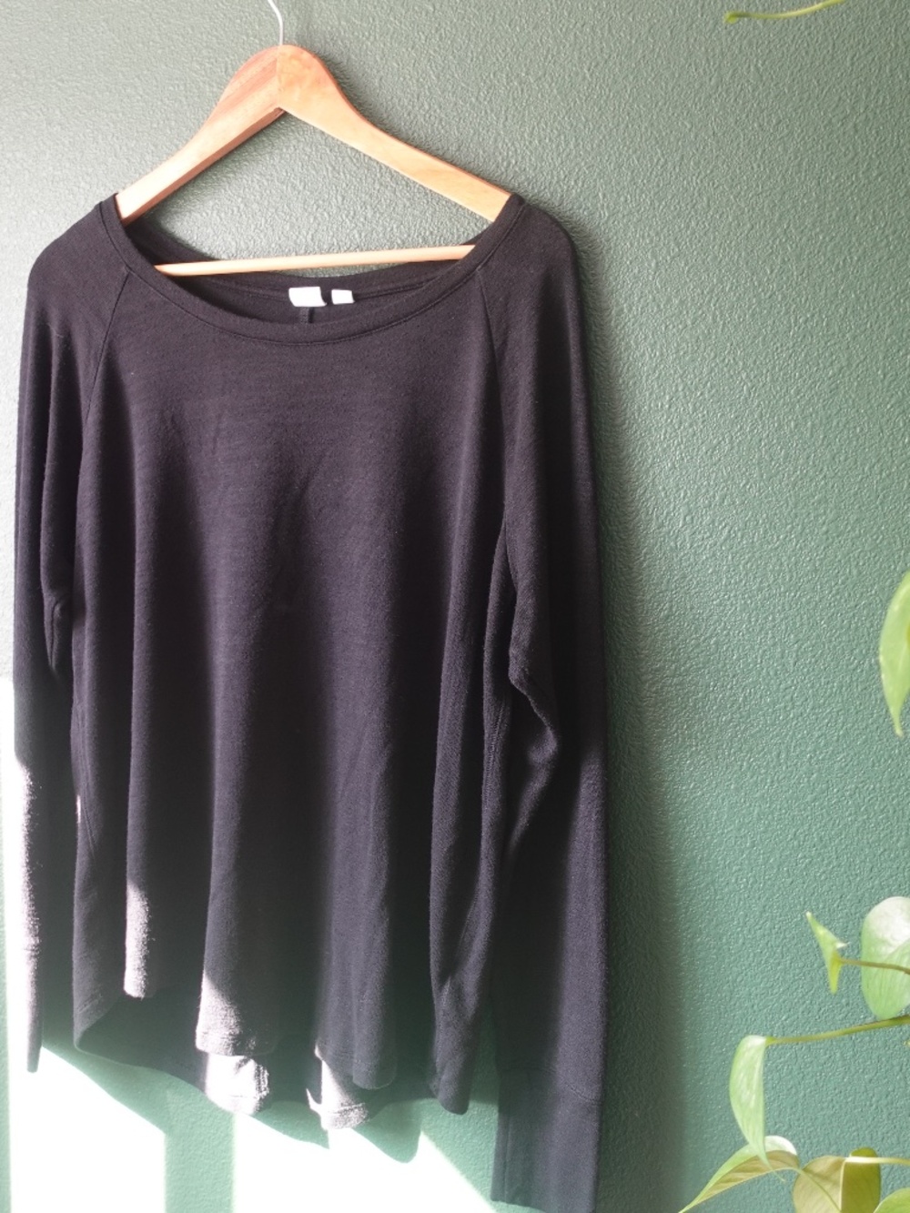 GAP Basic Women's L Black Ribbed Long Sleeve Top Stretch Knit